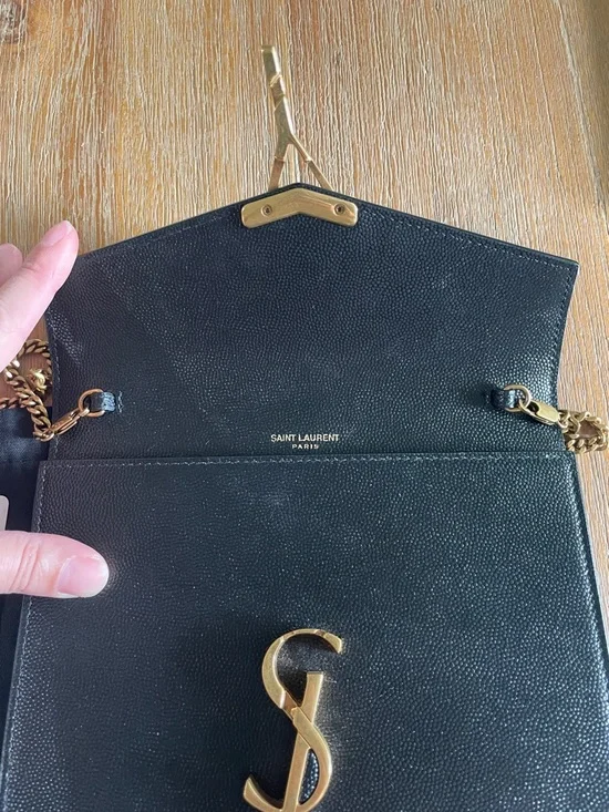 Saint Laurent Cassandra Chain on a Wallet Bag - Picture 3 of 14